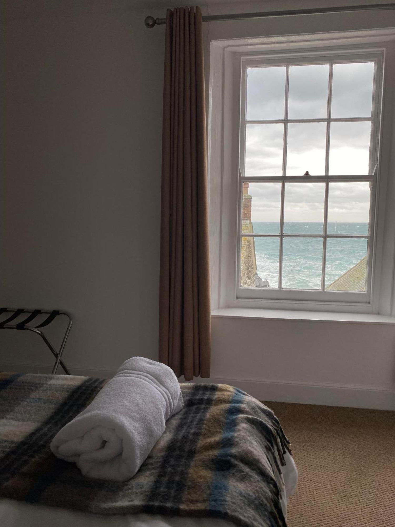Cadgwith Cove Inn Phòng bức ảnh